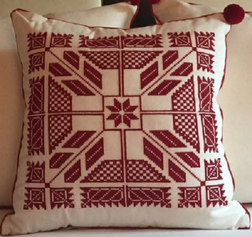 Cojín MARIA BONITA Hand-Embroidered Pillow