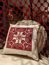 Cojín MARIA DEL ALMA Hand-Embroidered Pillow