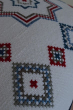 Hand-embroidered Pillow ÉTOILE (nautic)