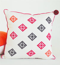 Hand-Embroidered Pillow FIORI  (Pinko)