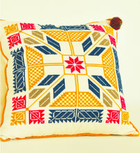 Hand-Embroidered Pillow MARIA BONITA  (Origin)