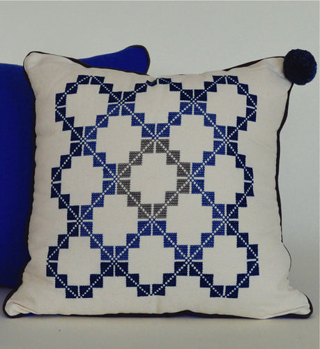 Hand-embroidered Pillow GRECO MARAIKA  (Arrecife)