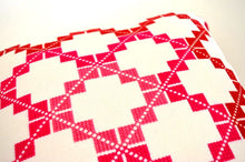 Hand-embroidered Pillow GRECO MARAIKA (Rouge)